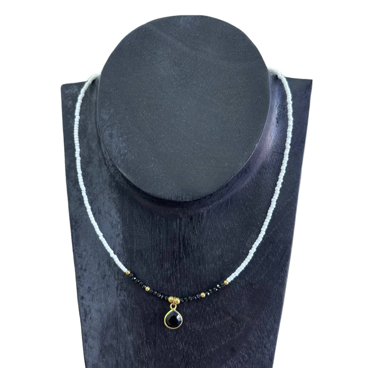 Collares de mujer de Tailandia