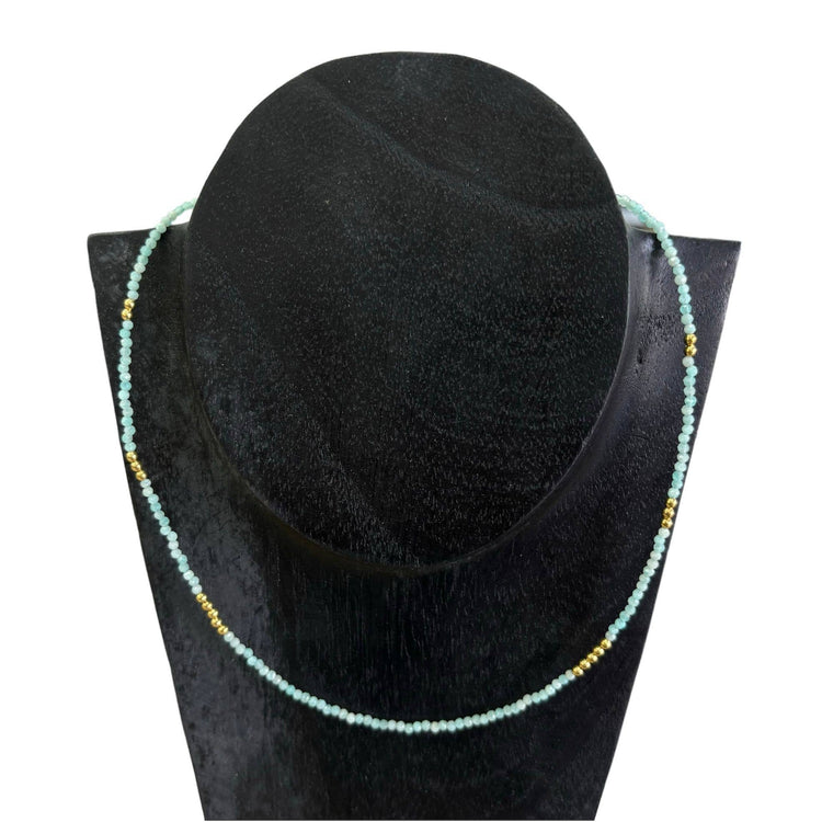 Collares de mujer de Tailandia
