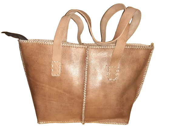 Bolso mediano de vacuno con hilo blanco